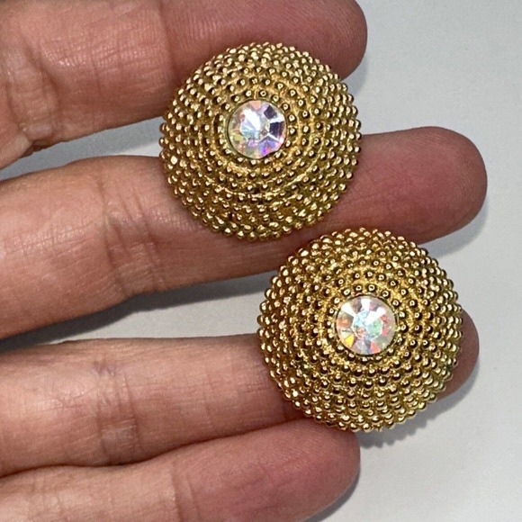 Avon | Jewelry | Vintage Avon Aurora Borealis Rhinestone Gold Tone ...